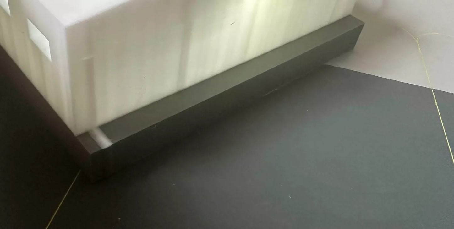 1/400 MRO Hangar (LED) (B747/A340 Size) (Any Company name you want)