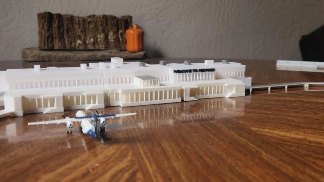 1/72 Rogue Valley–Medford Airport Terminal