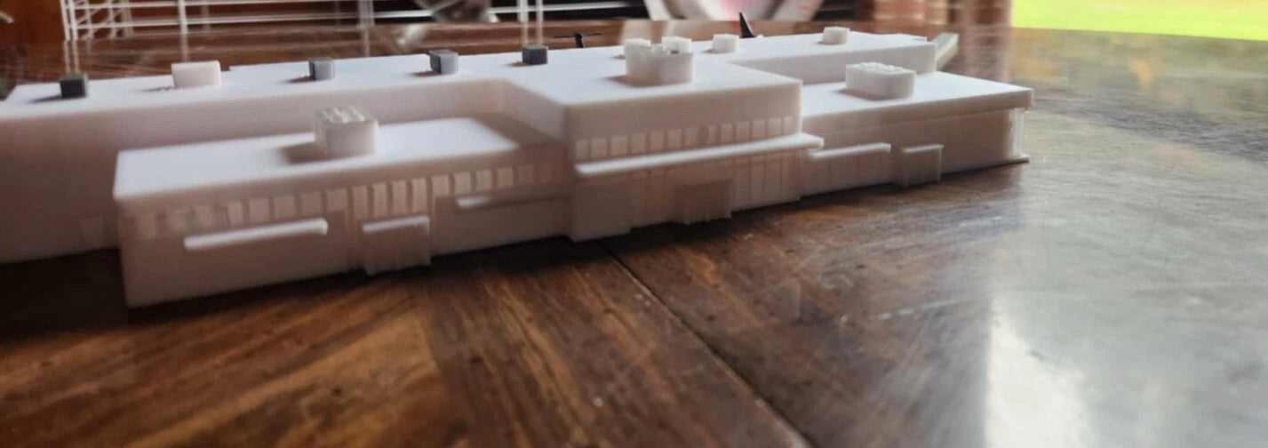 1/72 Rogue Valley–Medford Airport Terminal