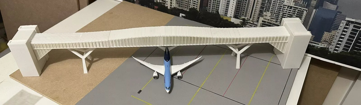 1/200 Gatwick Terminal Bridge + ATC Tower (LED) bundle