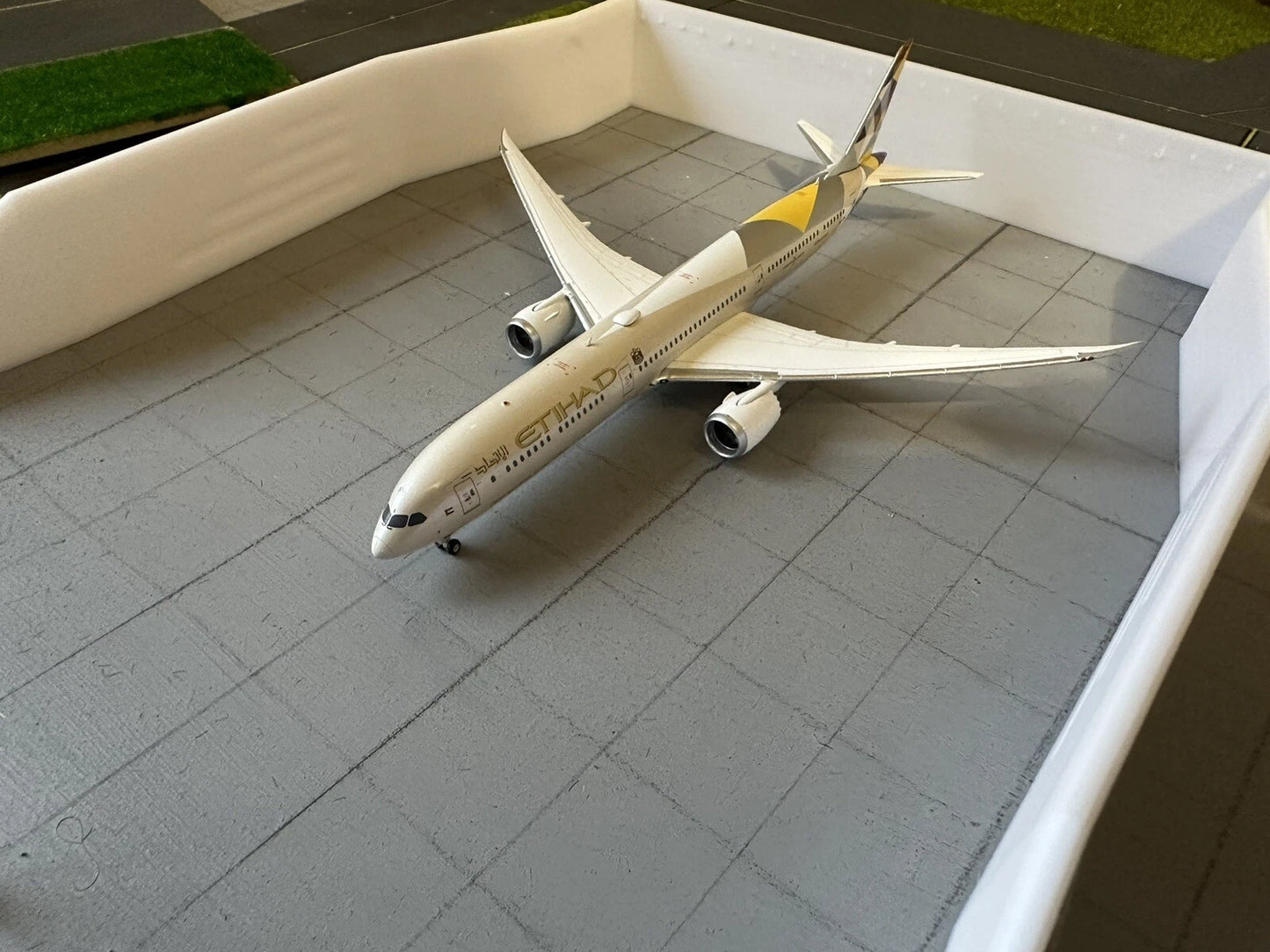 1/400 Ground Running Test Bay