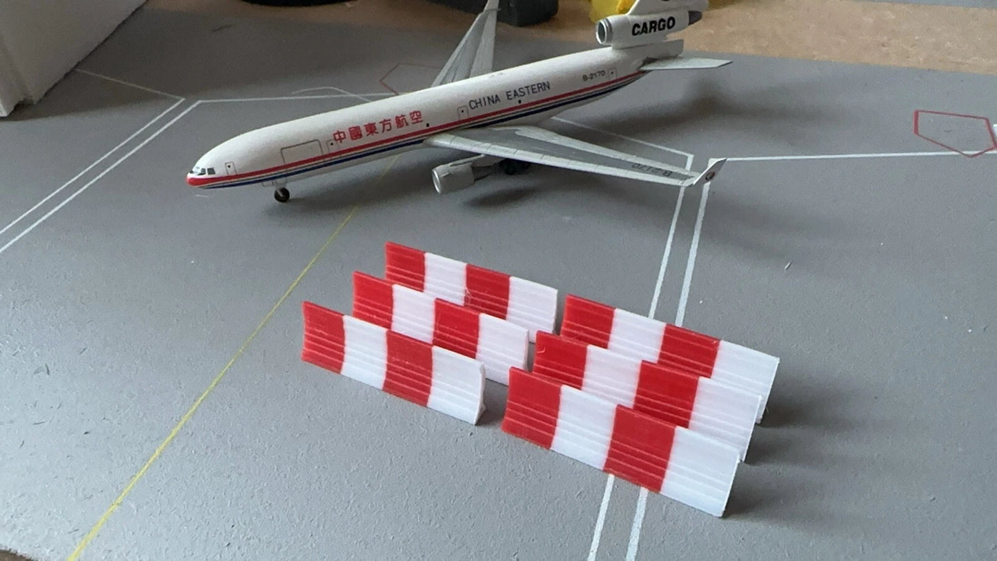 X 25 Airport Blast Fences 1/400 (V2)