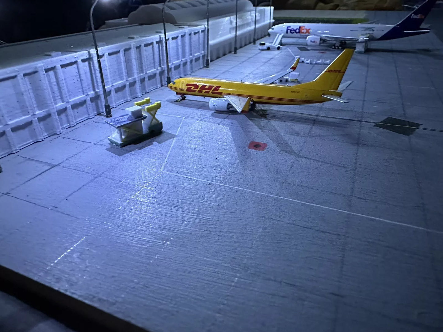 1/144 Cargo Terminal (Name Custom)