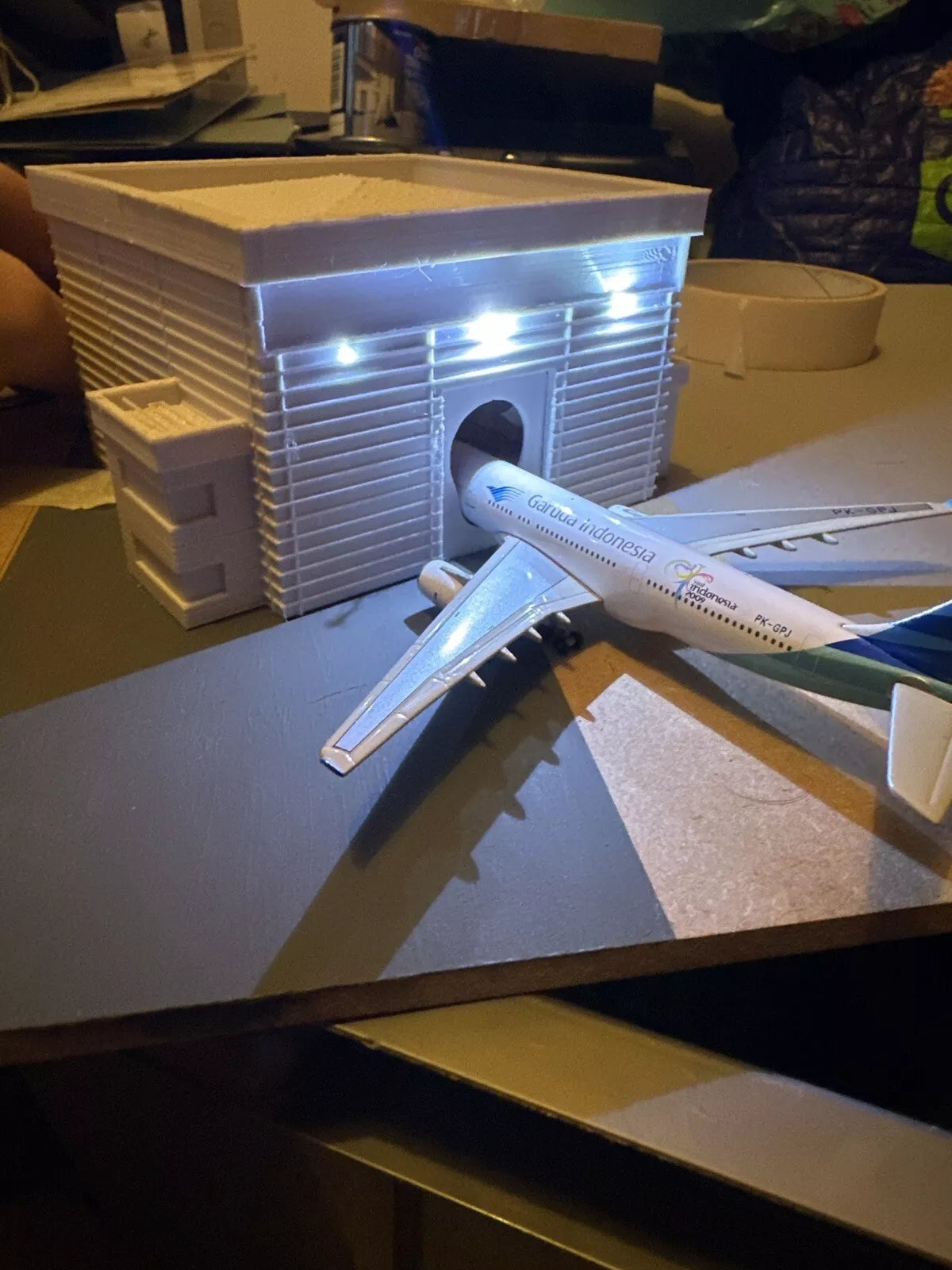 1/500 Airbus Beluga Hangar Wales (Can Also Fit Other Types On Request)