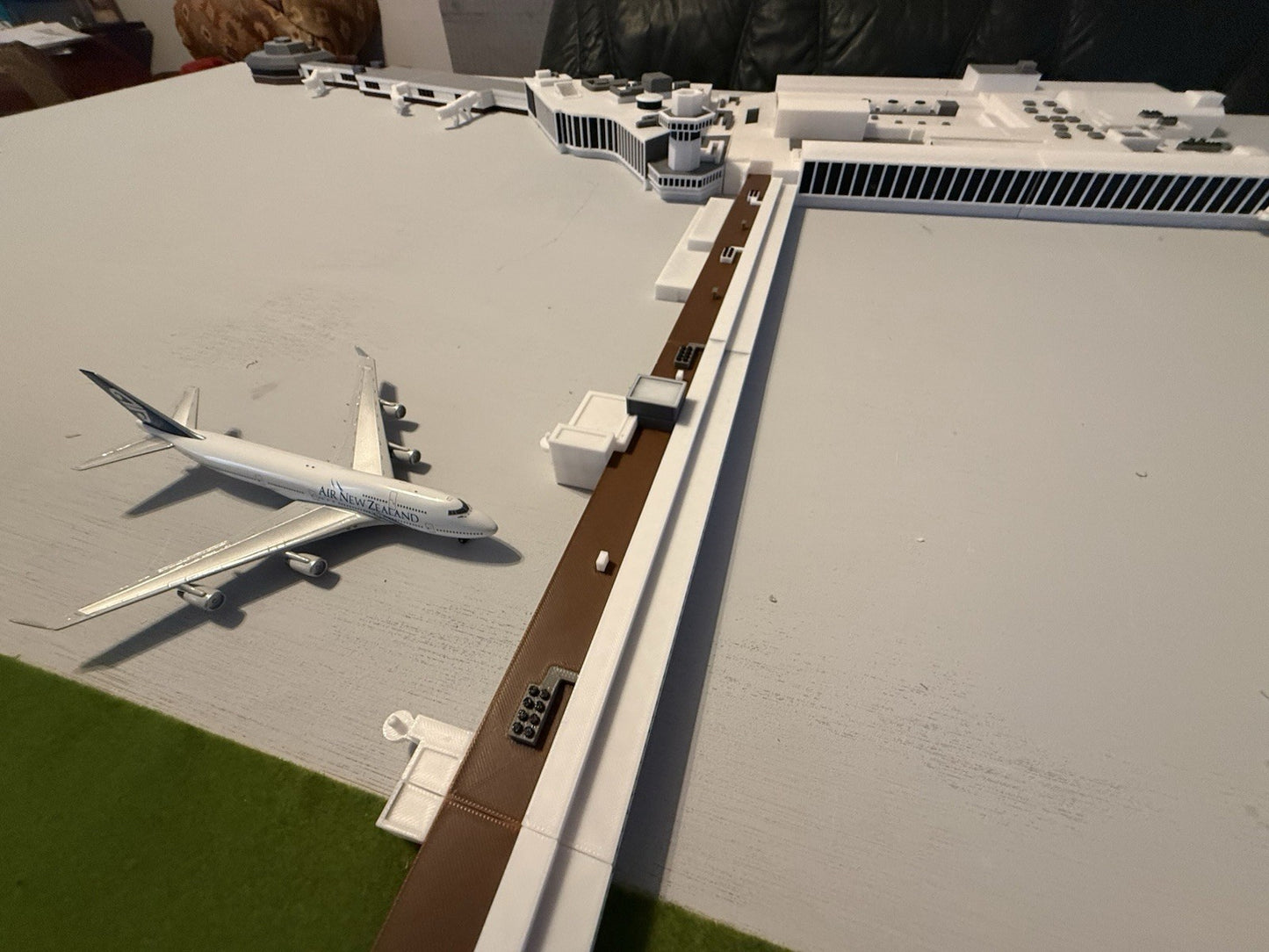 Manchester Airport T1 1:400 Diorama Model