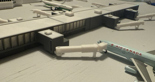 Gatwick North Terminal Concourse 1:400 Diorama Model