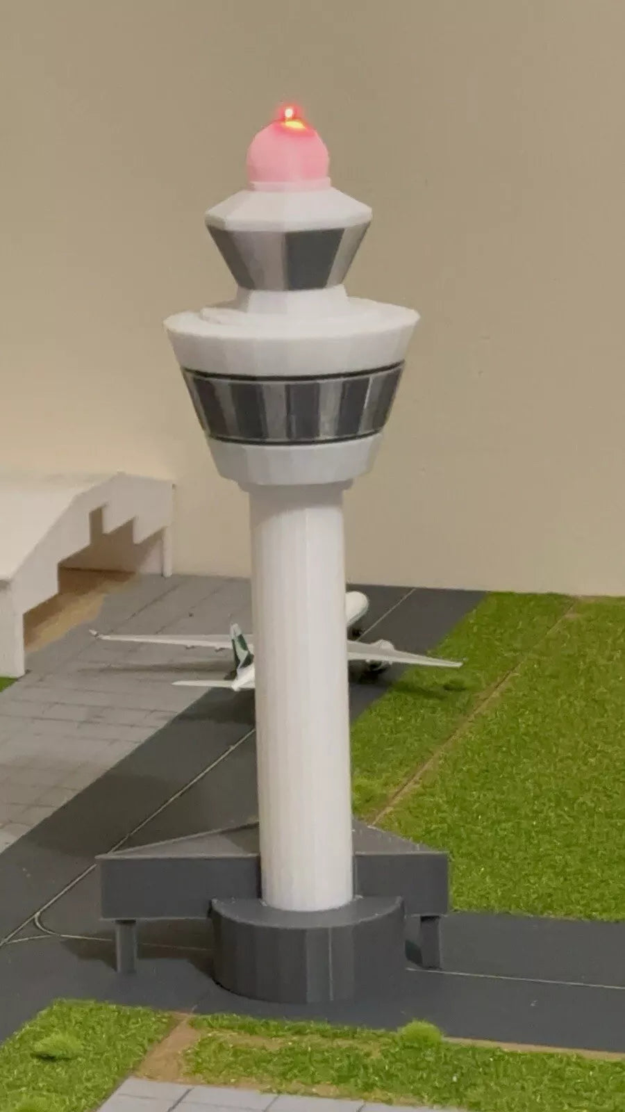 1/200 EHAM Schiphol bundle (ATC / Terminal)