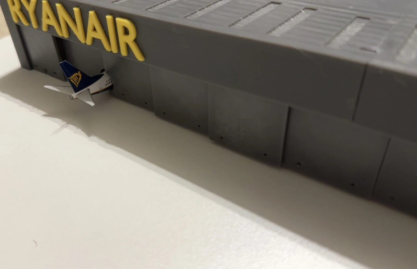Ryanair Stansted Hangar 1/200