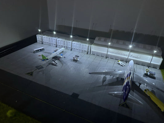 1/400 Custom Airport (Read Description)