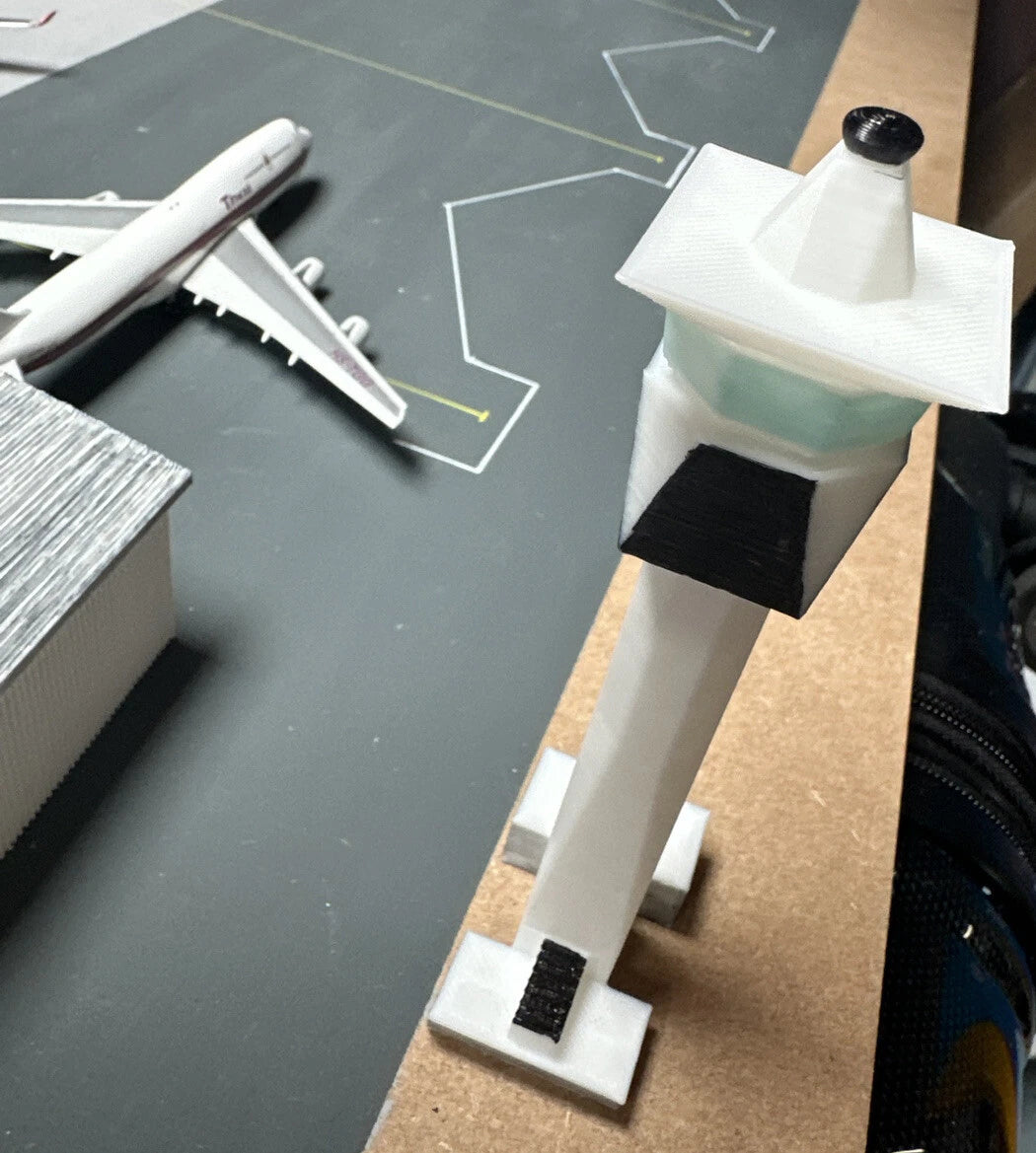 1/200 Airport ATC Tower (Fully White)