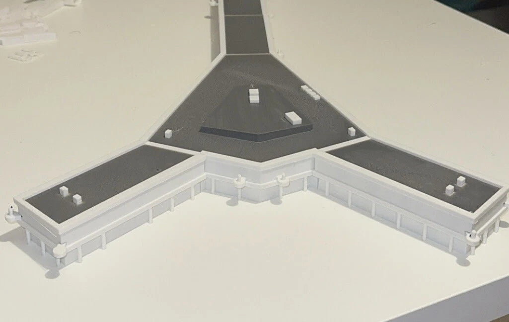 1/200 EHAM Schiphol Pier Terminal (13 gates)