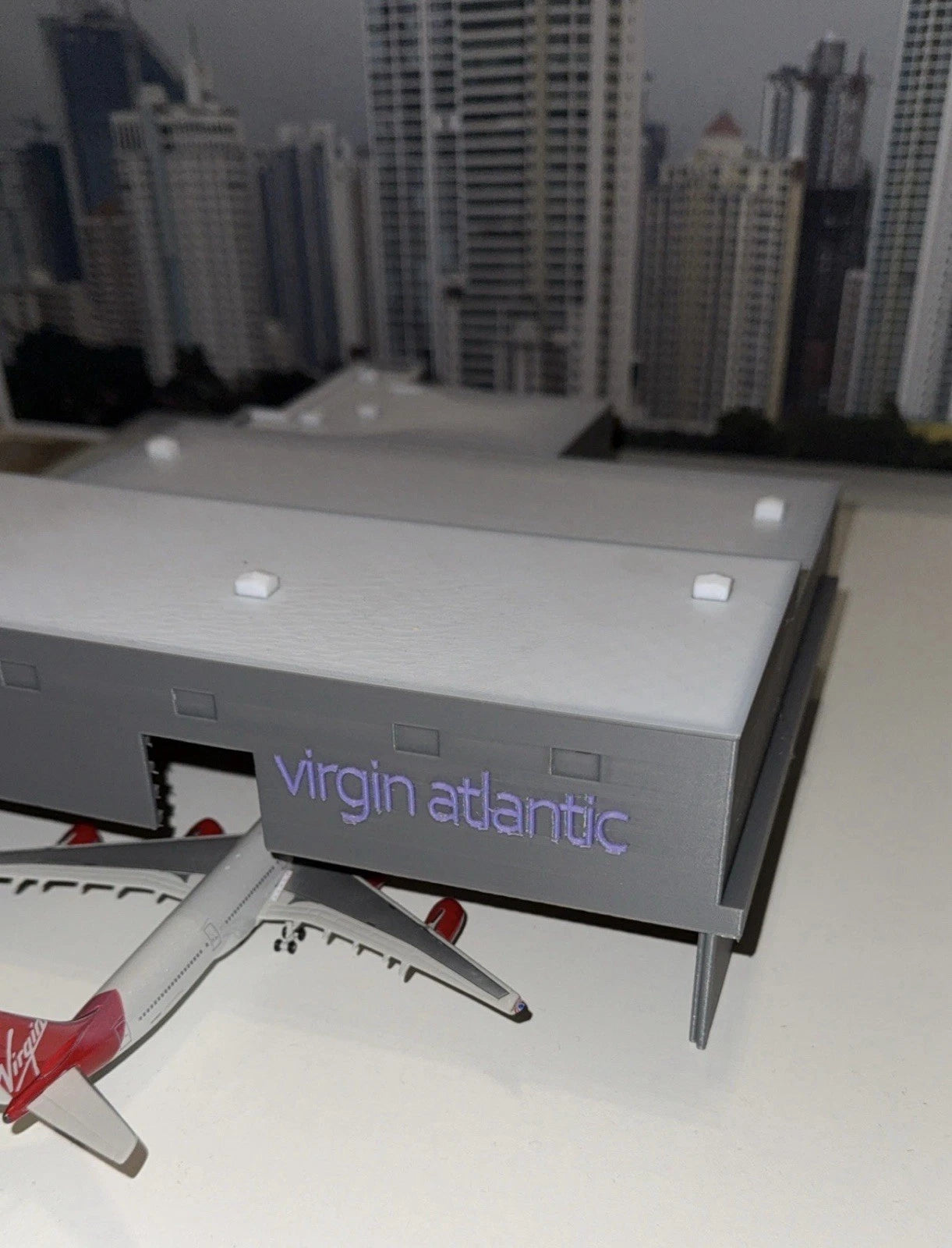 1/500 Virgin Atlantic Hangar Heathrow