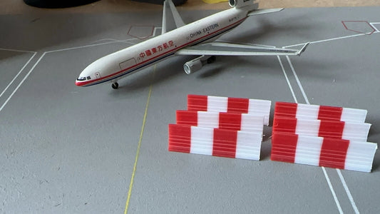 X 25 Airport Blast Fences 1/400 (V1)