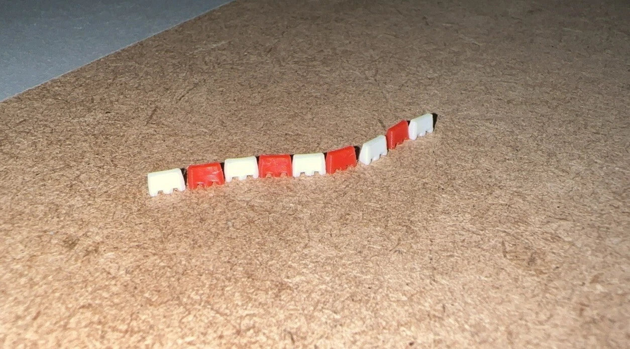 200x Barrier Airport Blocks 1/72 Red + White