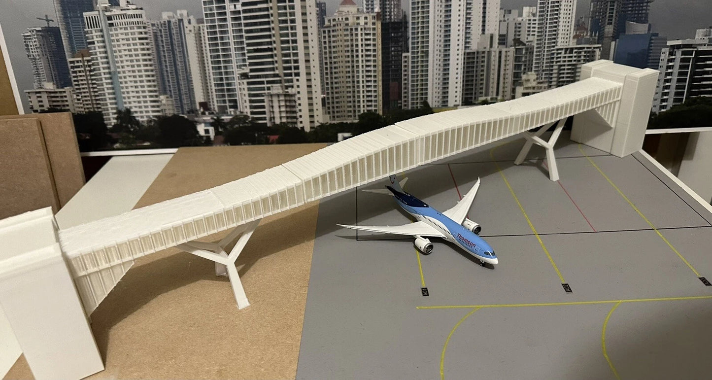 1/500 Gatwick Terminal bridge