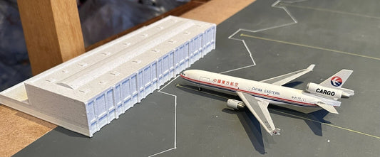 1:500 White Regional Model Airport Terminal