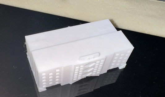 1/400 Large Airport Hotel