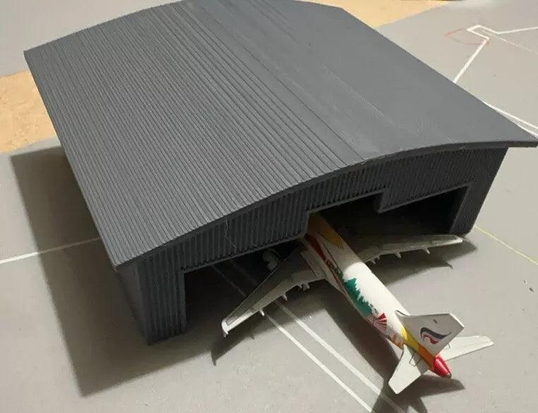 1/400 Maintenance Hangar (Small) (Grey)