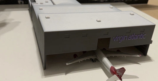 Virgin Atlantic Hangar @Heathrow 1:200 Diorama Model