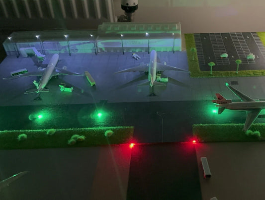 1/200 Ultimate Medium Airport LED pack
