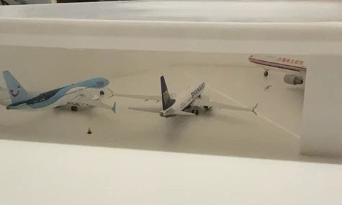 Stansted Diamond Hangar 1/400