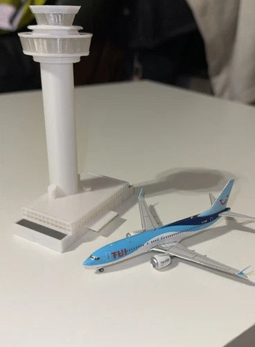 Stansted ATC Tower (LED) 1:400 Diorama Model