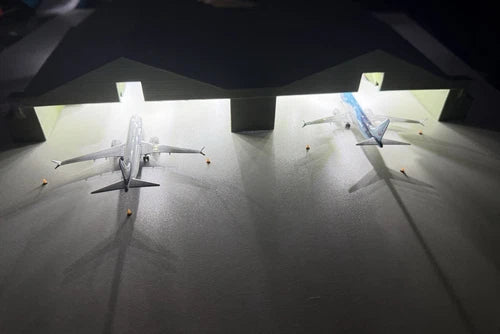 1/500 Duel Hangar (LED) Grey