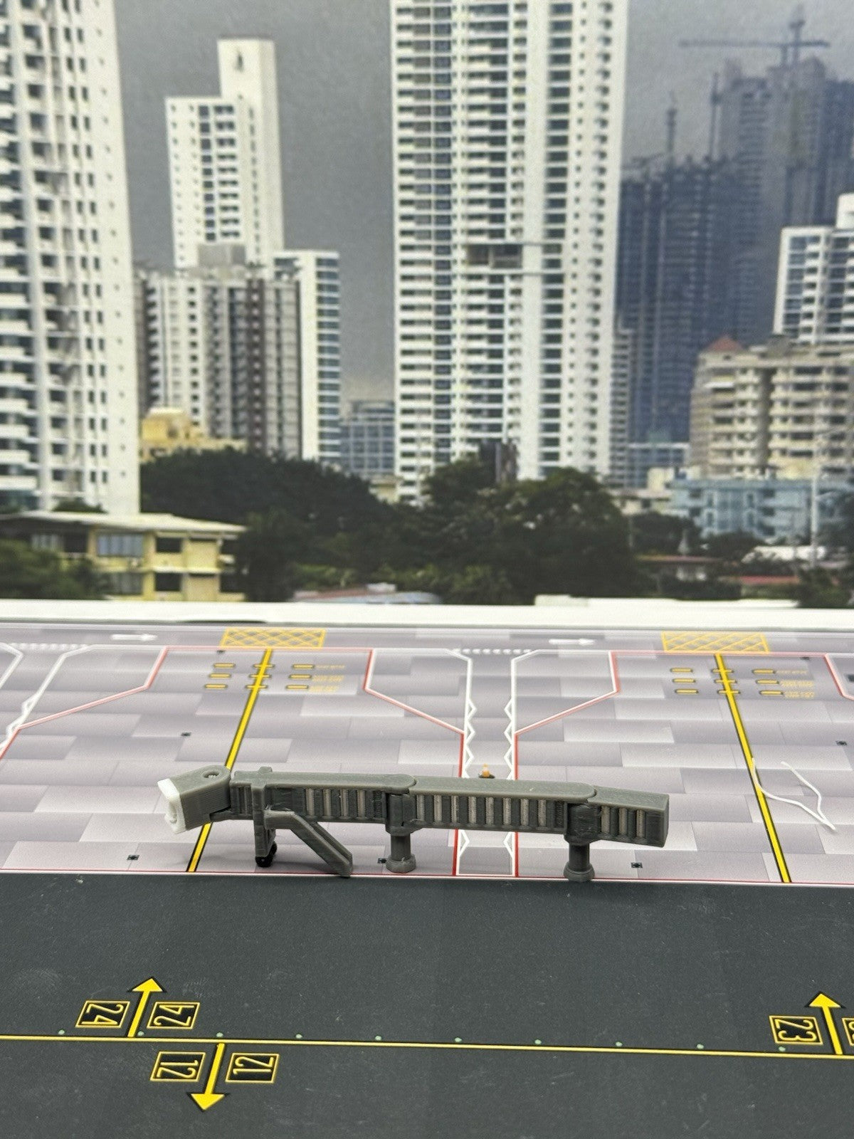 Jet Bridge (Windows) (6x) 1:144 Diorama Accessories